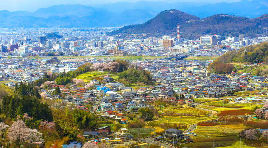 Top car rental offers in Fukushima